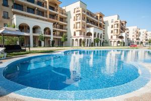 Lighthouse Golf Apart Complex&Villas