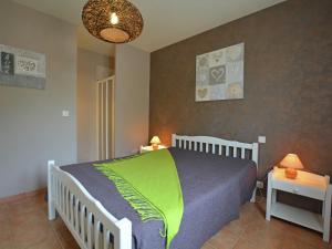 Comfortable villa with swimming pool