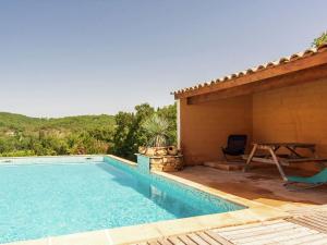 Villas Peaceful Villa in Calamane with Private Pool : photos des chambres