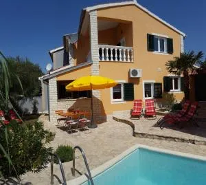 Casa Susanna - Каштелир
