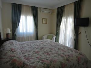 Perdika Suites Aegina Greece