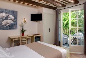 Hotels Le Mas Des Sables : photos des chambres