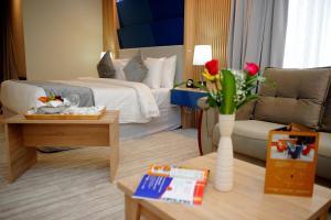 Al Mansour Suites Hotel
