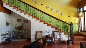 Las Flores Beachside Hotel