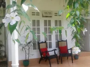 Anusha Apartment 15 Homestay - Bataduwa