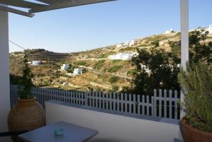 Petra & Fos Studios and Rooms Sifnos Greece