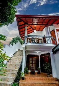 Travellers Home - Katugastota