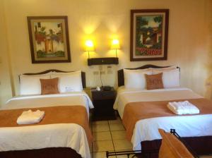 Hotel Camino Maya