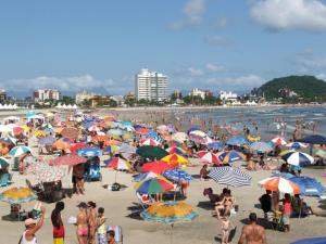 Residencial L & L - 3hvězdičkové hotely ve městě Guaratuba