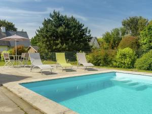 Villas Spacious Villa in Concarneau with Swimming Pool : photos des chambres