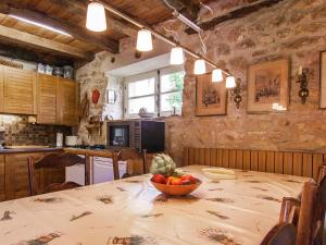 Maisons de vacances Farmhouse in Saint Cybranet with Private Garden : photos des chambres