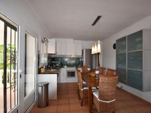 Sea Breeze Villa Escape