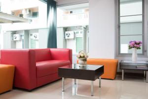 Jr Mansion On Nut Soi 25