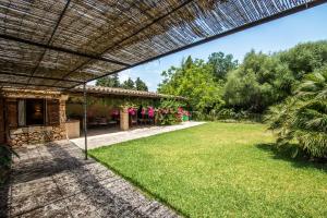 Three-Bedroom House room in Villa Es Sestadors