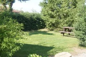 Gites le Joli Fou - Courcelles-Chaussy