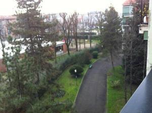 Two Beds In The Green Near The Fair