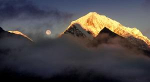 Mountain Lodges of Nepal - Monjo