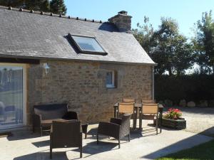 Maisons de vacances Elegant Retreat with Pool : photos des chambres