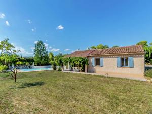 Villas Villa in Saint-Antonin with Private Pool : photos des chambres