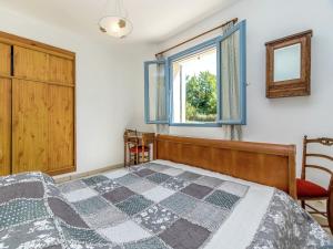 Villas Villa in Saint-Antonin with Private Pool : photos des chambres