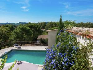 Villas Commodious Villa in Campagnan with Swimming Pool : photos des chambres