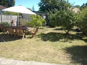 Maisons de vacances Beautiful Holiday Home in Agon Coutainville with Garden : photos des chambres