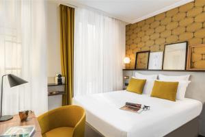 Classic Double Room with Relaxation Area room in Best Western Plus La Demeure