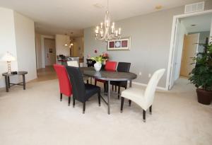 Shoreway Condo #231524