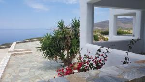 Two-Bedroom Apartment with Sea View