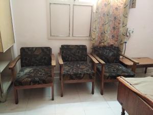 Srinivasa Lodge, Lodges - Hyderabad