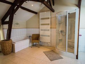 Maisons de vacances Luxurious Holiday Home in Buzon with Private Pool : photos des chambres