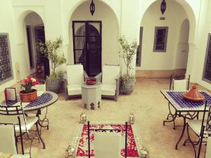 Riad Chi Chi hotel, 
Marrakech, Morocco.
The photo picture quality can be
variable. We apologize if the
quality is of an unacceptable
level.