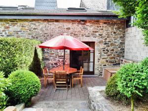 Historic Cottage in Vielsalm with Private Terrace