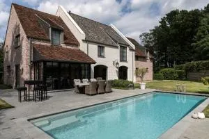 因特鲁迪昂住宿加早餐旅馆 - Gestel