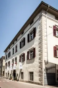 Haus Noldin - historische Herberge - dimora storica - Rovere della Luna