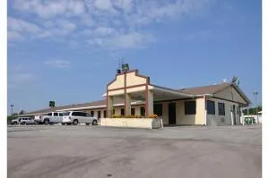 Budget Inn Elkmont - Florence