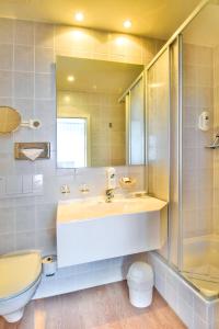 Small Double Room room in Strandhotel Bansiner Hof