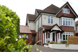 Lyndhurst House - Minstead