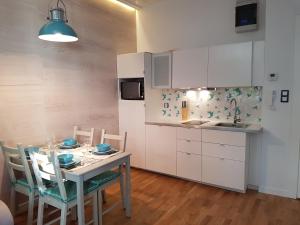 Houseboat Apartment - Beach & Parking