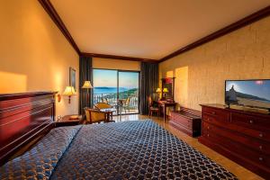 Double Room with Sea View room in Grand Hotel Gozo