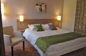 Hotels Hotel Logis Entre Beauce et Perche : photos des chambres