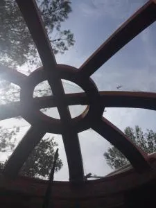 La yourte de Nîmes, sauna, spa , jacuzzi piscine et aire de jeux privatif - Caveirac