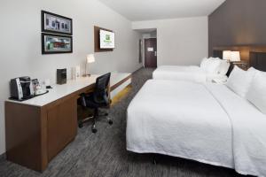 Holiday Inn Hotel & Suites - Montreal Centre-ville Ouest by IHG