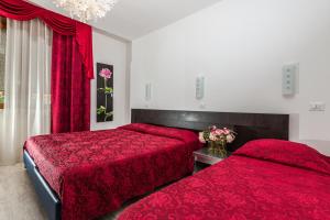 Dreibettzimmer