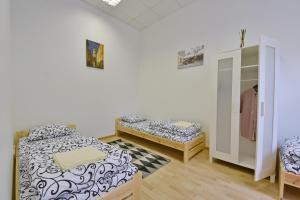 Laisves Avenue Hostel "Easy Kaunas"