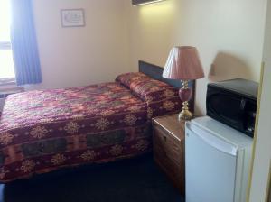 Circle 6 Motel