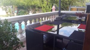 Maisons de vacances SUITE-Junior -Villa HELENE - Montpellier Sud - aeroport- PISCINE Privee-2mn des plages : photos des chambres