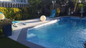 Maisons de vacances SUITE-Junior -Villa HELENE - Montpellier Sud - aeroport- PISCINE Privee-2mn des plages : photos des chambres