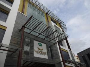 Woodies Bleisure Hotel