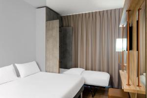 Hotels ibis budget Amiens Centre Gare : photos des chambres